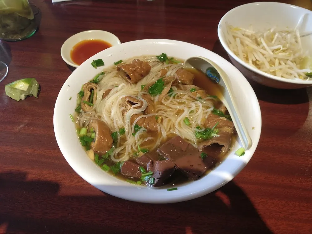 Soupe de Pâte de Riz Aux Tripes de Porc